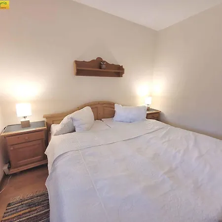 In - Steiermark 41124 *